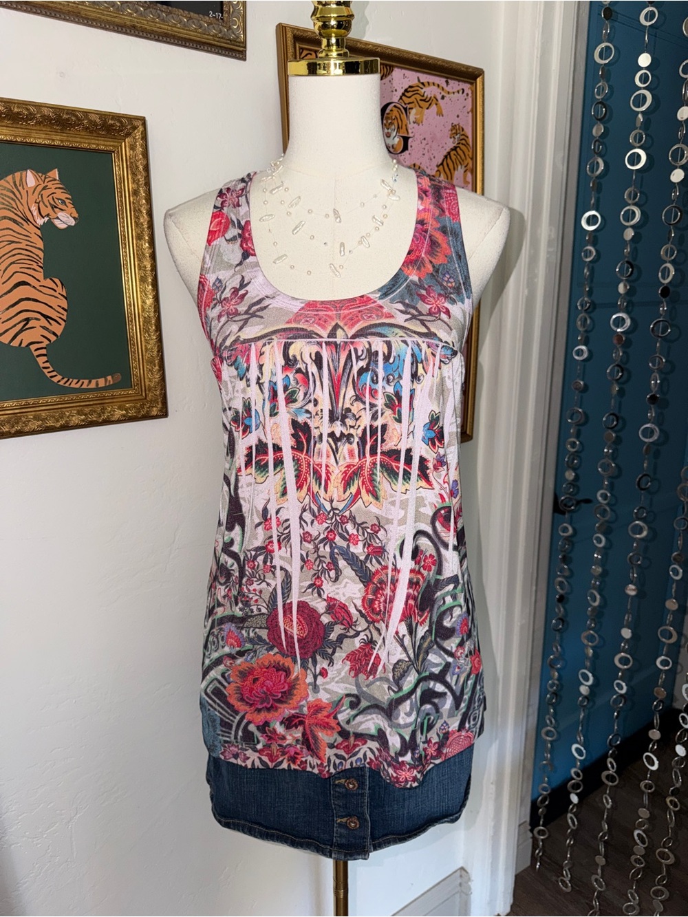 Vintage Y2K Floral Printed Scoop Neck Tank Top in Multi-Color